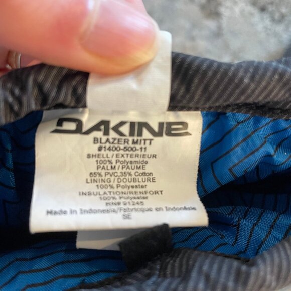 DAKINE Ski Mittens - Size M - Picture 4 of 4